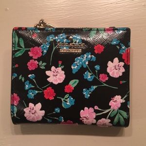 Kate Spade Adalyn wallet